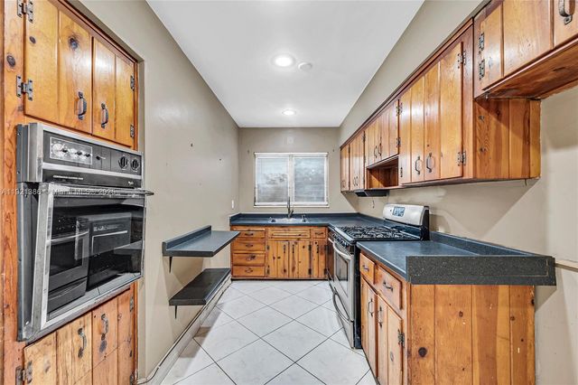 14500 NE 5th Ct, Miami, FL 33161