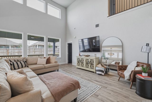 12815 Fort Belknap, San Antonio, TX 78245