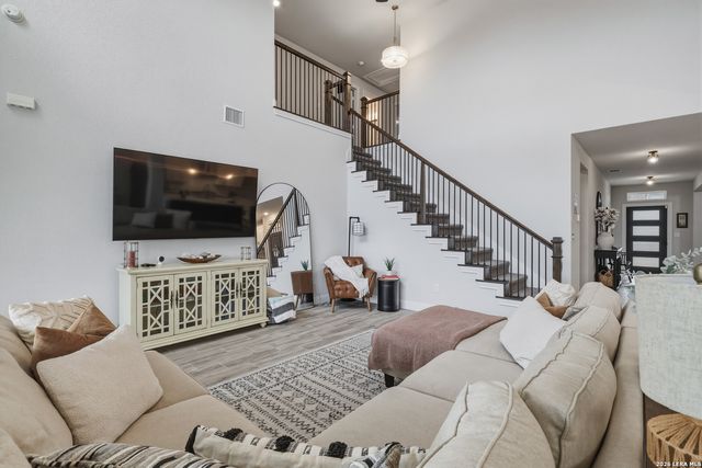 12815 Fort Belknap, San Antonio, TX 78245