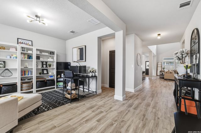 12815 Fort Belknap, San Antonio, TX 78245