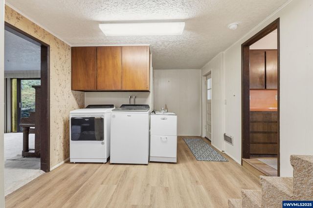 24088 SW Highway 18 Hwy, Sheridan, OR 97378