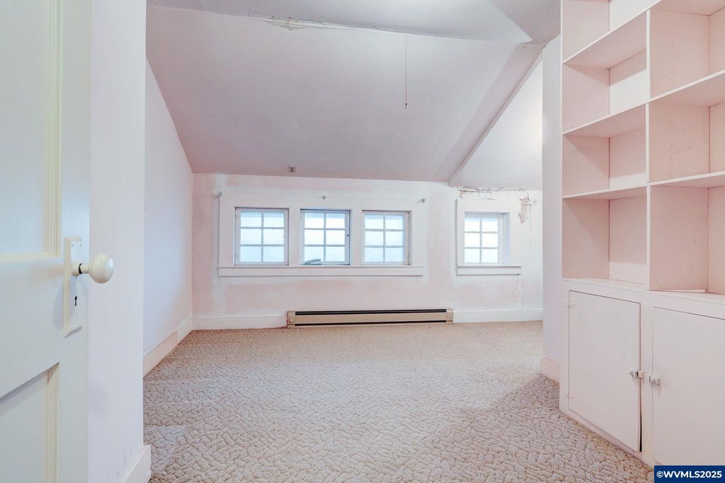 Image 35 of property listing at 24088 SW Highway 18 Hwy, Sheridan, OR 97378