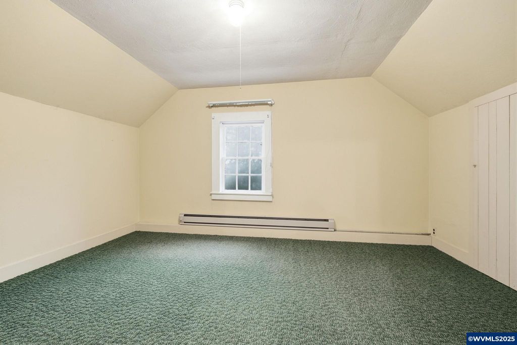 Image 36 of property listing at 24088 SW Highway 18 Hwy, Sheridan, OR 97378