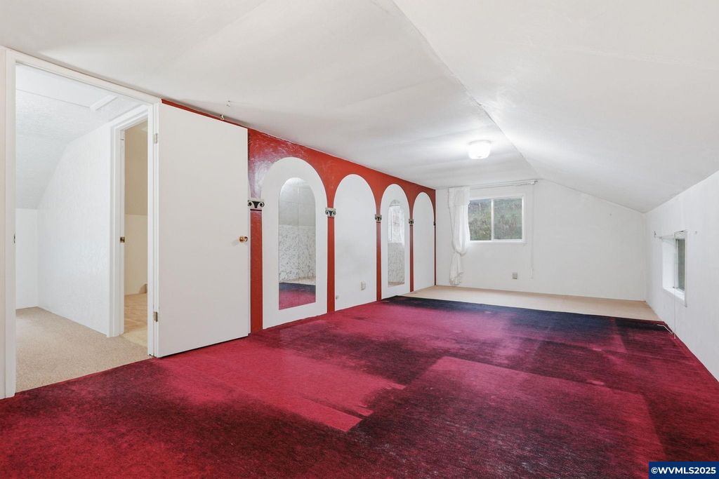 Image 41 of property listing at 24088 SW Highway 18 Hwy, Sheridan, OR 97378