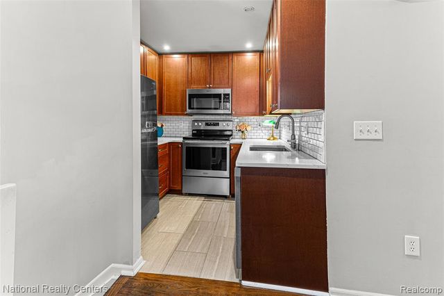 1524 Maryland Club Drive, Royal Oak, MI 48067