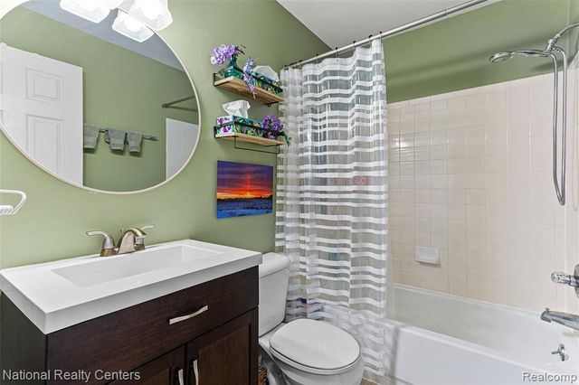 1524 Maryland Club Drive, Royal Oak, MI 48067