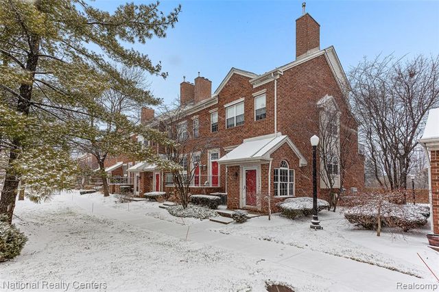 1524 Maryland Club Drive, Royal Oak, MI 48067