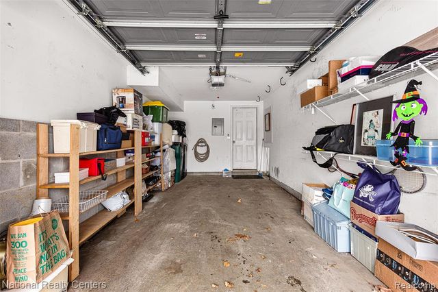 1524 Maryland Club Drive, Royal Oak, MI 48067