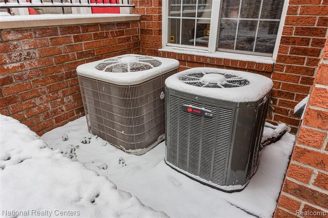 1524 Maryland Club Drive, Royal Oak, MI 48067