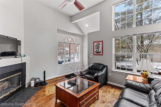 1524 Maryland Club Drive, Royal Oak, MI 48067