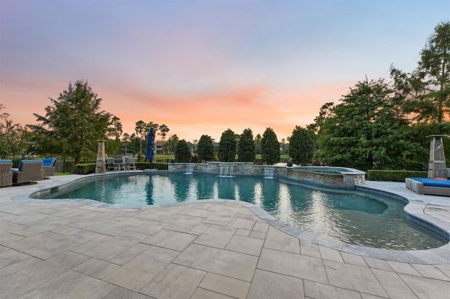 206 Bauer Point Court, The Woodlands, TX 77389