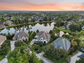 206 Bauer Point Court, The Woodlands, TX 77389