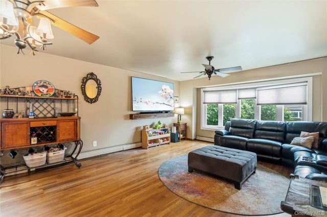 2440 Wallen Lane, Bellmore, NY 11710