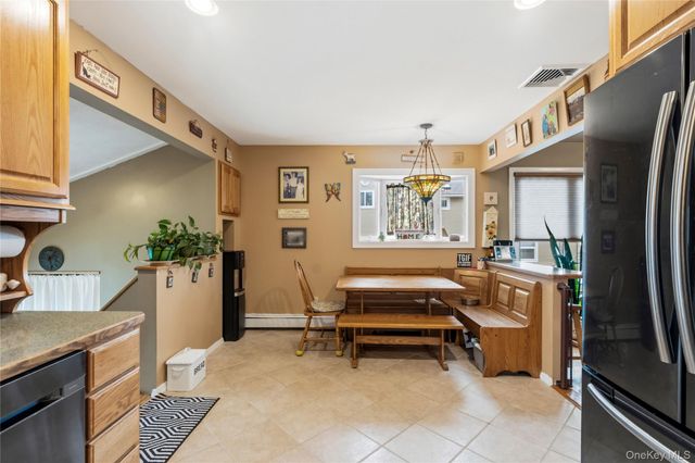 2440 Wallen Lane, Bellmore, NY 11710
