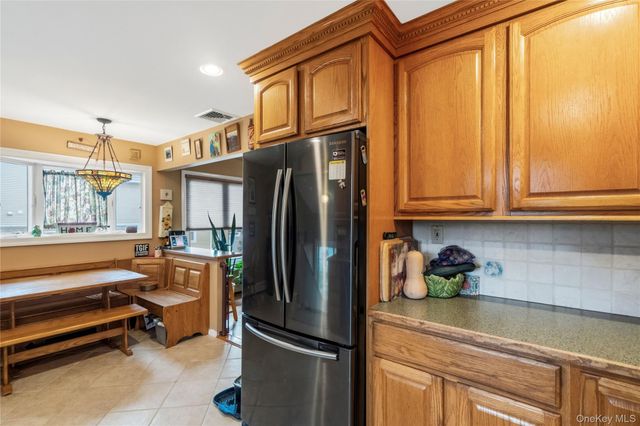 2440 Wallen Lane, Bellmore, NY 11710