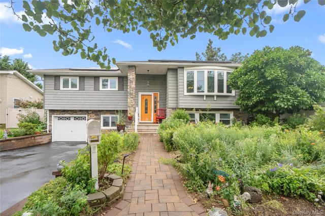 2440 Wallen Lane, Bellmore, NY 11710