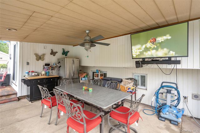 2440 Wallen Lane, Bellmore, NY 11710