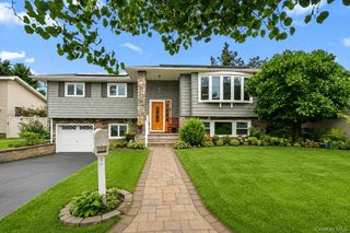 2440 Wallen Lane, Bellmore, NY 11710