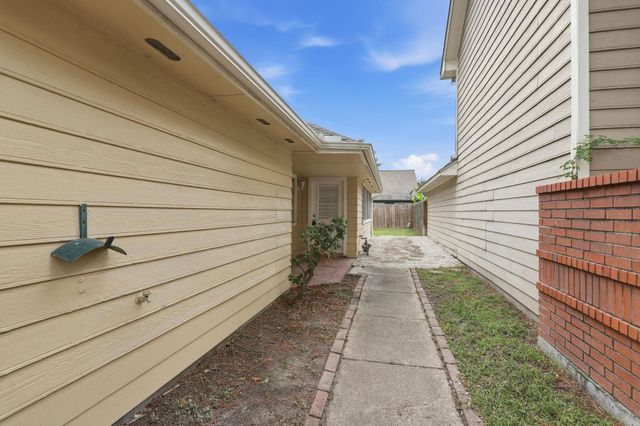 9915 Territory Lane, Houston, TX 77064