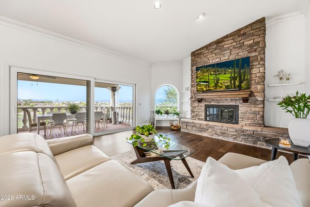 16714 E NICKLAUS Drive, Fountain Hills, AZ 85268