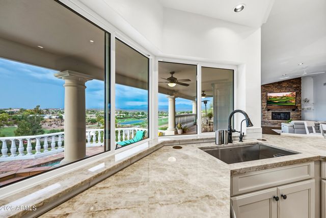 16714 E NICKLAUS Drive, Fountain Hills, AZ 85268