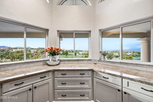 16714 E NICKLAUS Drive, Fountain Hills, AZ 85268
