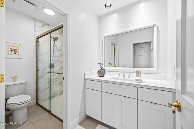 16714 E NICKLAUS Drive, Fountain Hills, AZ 85268