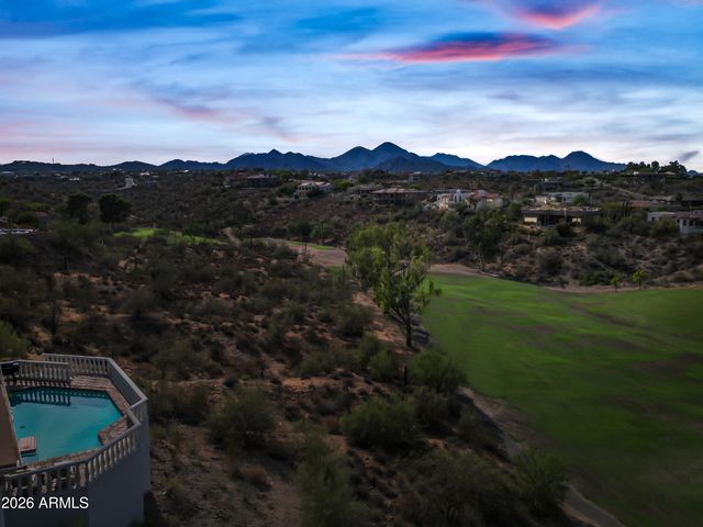 16714 E NICKLAUS Drive, Fountain Hills, AZ 85268