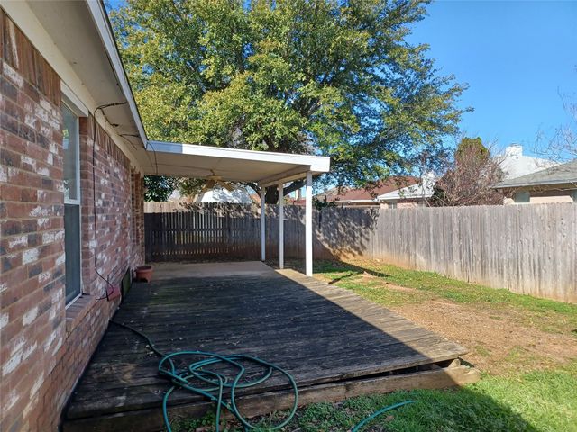 5707 Blue Meadow Trail, Arlington, TX 76017