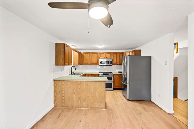 849 Boston Post Rd 10D, Marlborough, MA 01752