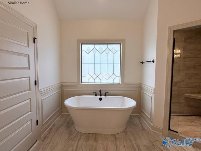 Harrison-B Avondale Drive, Athens, AL 35613