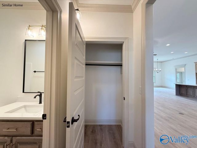 Harrison-B Avondale Drive, Athens, AL 35613