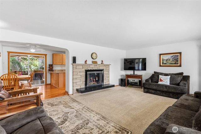 1812 74th Street SE, Everett, WA 98203