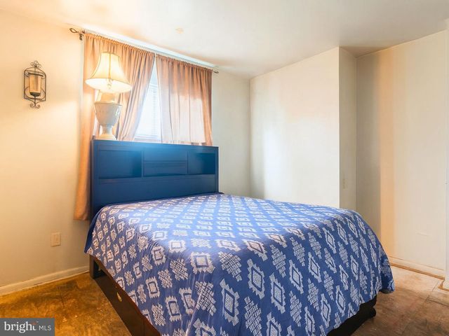 2715 E MADISON ST, Baltimore, MD 21205