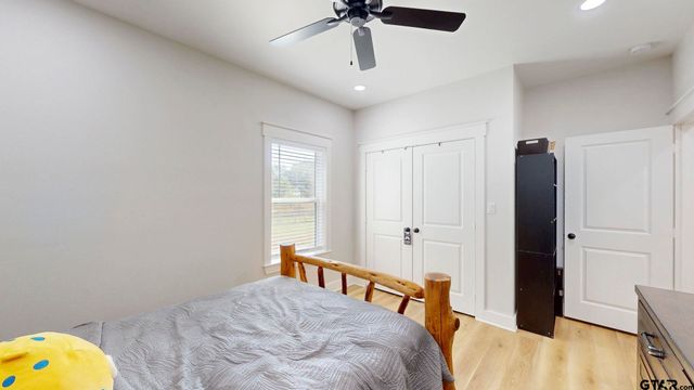 6397 Millrun Rd, Athens, TX 75751