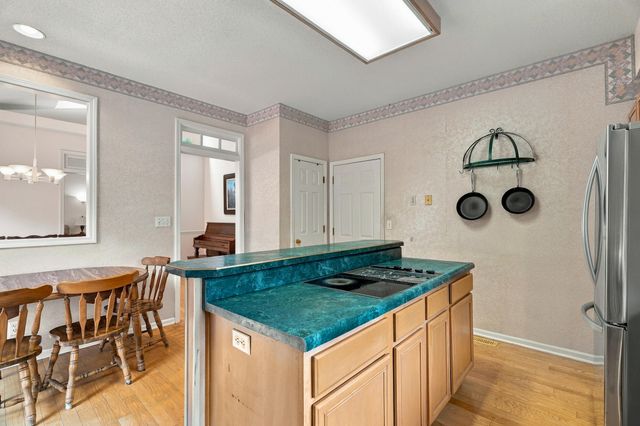 3607 BLUE CEDAR LN, Columbia, MO 65203