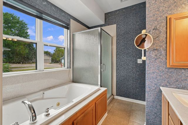 3607 BLUE CEDAR LN, Columbia, MO 65203