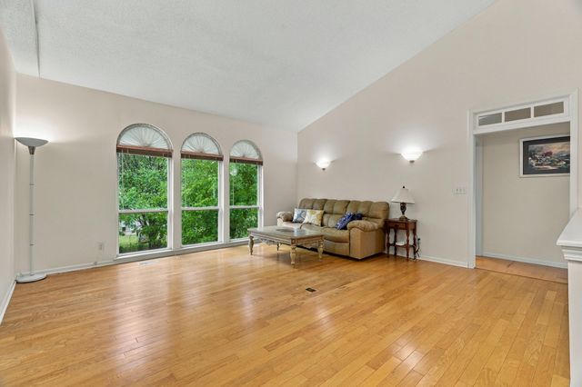 3607 BLUE CEDAR LN, Columbia, MO 65203