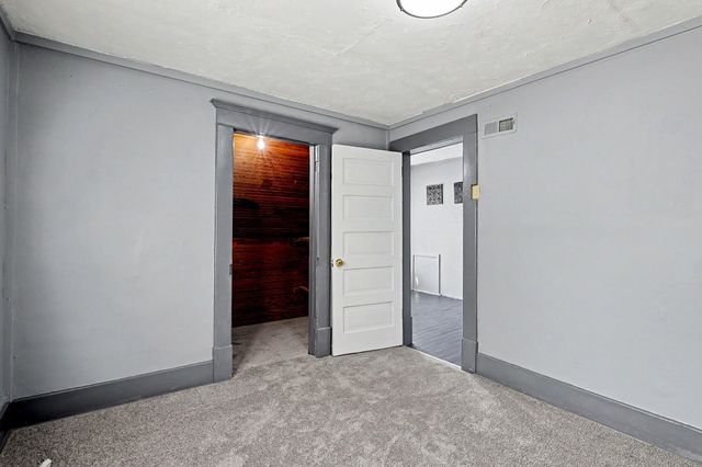 532 S Ellis, Wichita, KS 67211