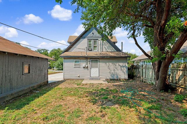 532 S Ellis, Wichita, KS 67211