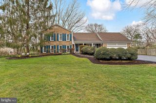 2698 LINDA MARIE DR, Oakton, VA 22124
