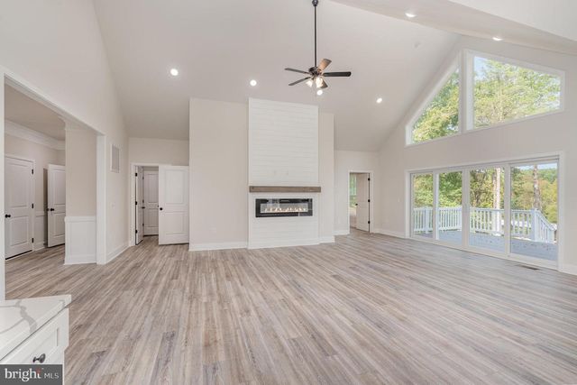 26437 PENNFIELDS DR, Orange, VA 22960