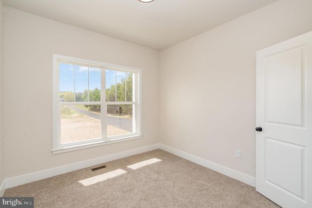 26437 PENNFIELDS DR, Orange, VA 22960