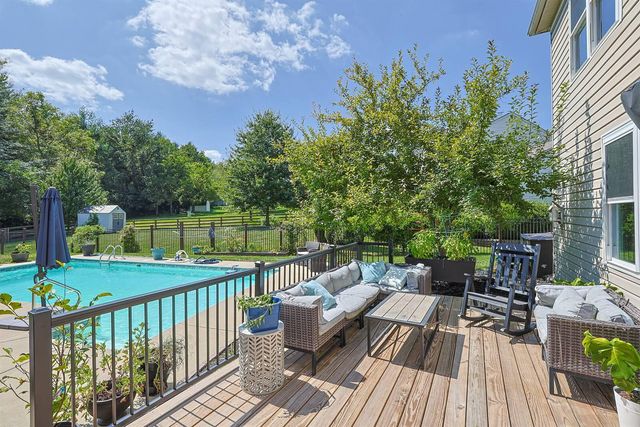 1141 Brookstone Drive, Walton, KY 41094