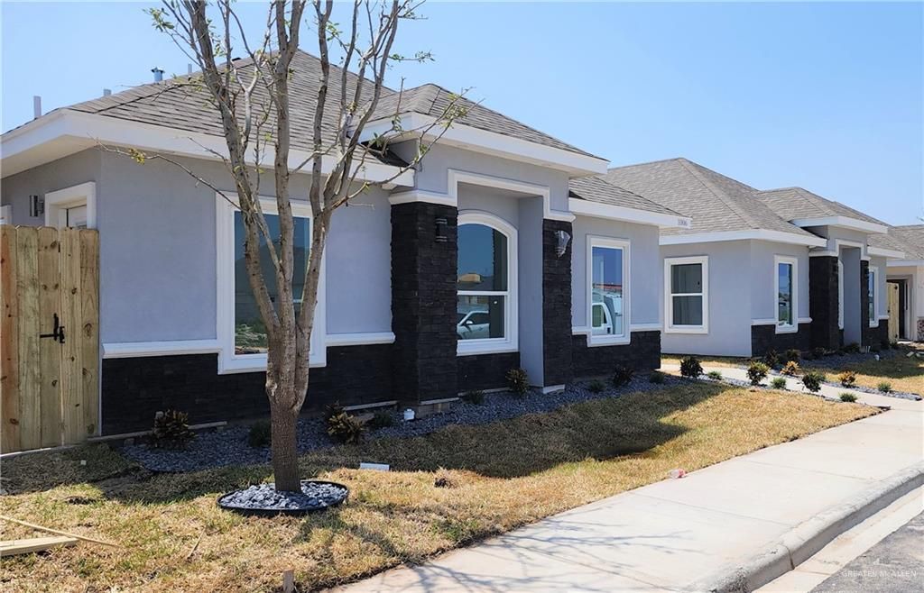 1006 N Woodson Avenue, Edinburg, TX 78541