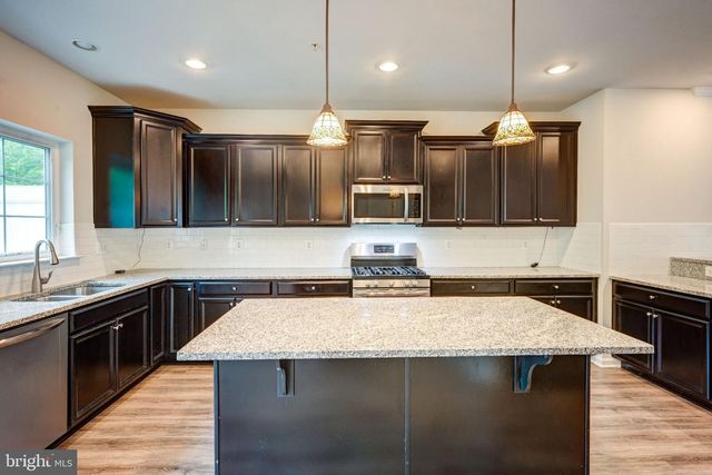 1317 HAWTHORN DR, Hanover, MD 21076