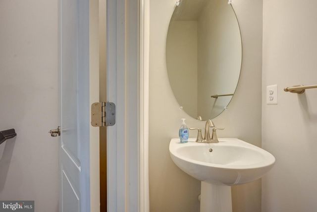 1317 HAWTHORN DR, Hanover, MD 21076