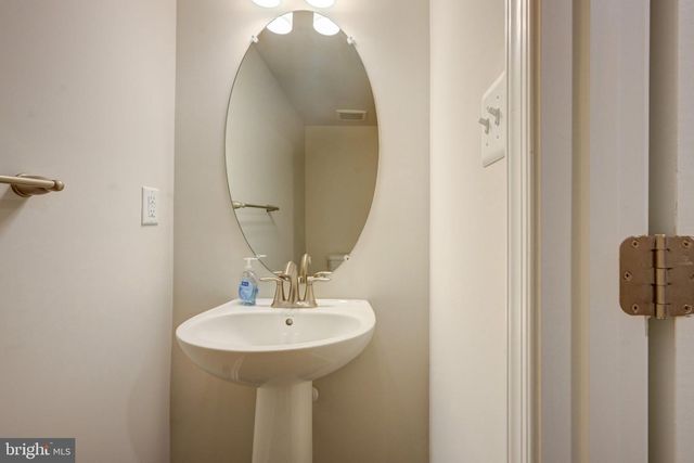 1317 HAWTHORN DR, Hanover, MD 21076
