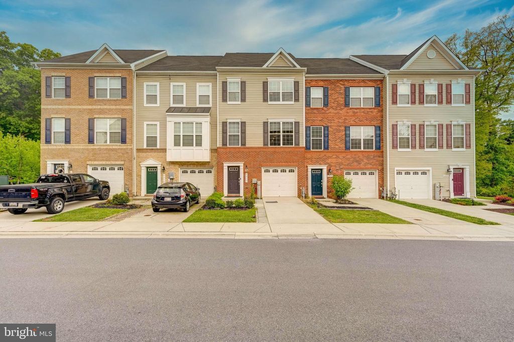 1317 HAWTHORN DR, Hanover, MD 21076