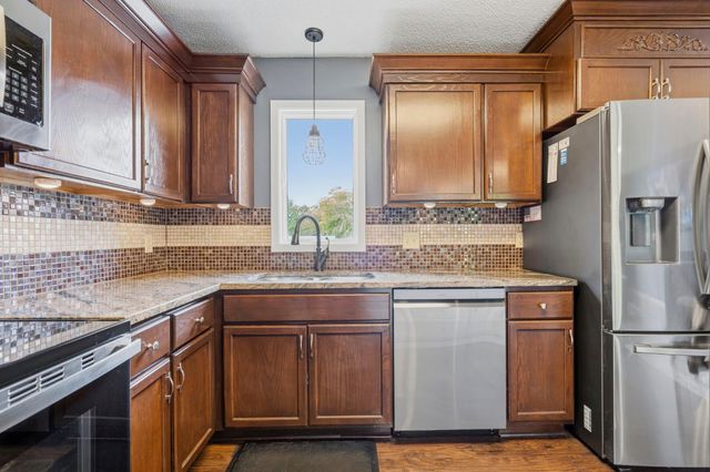 5530 W 135th Street, Savage, MN 55378